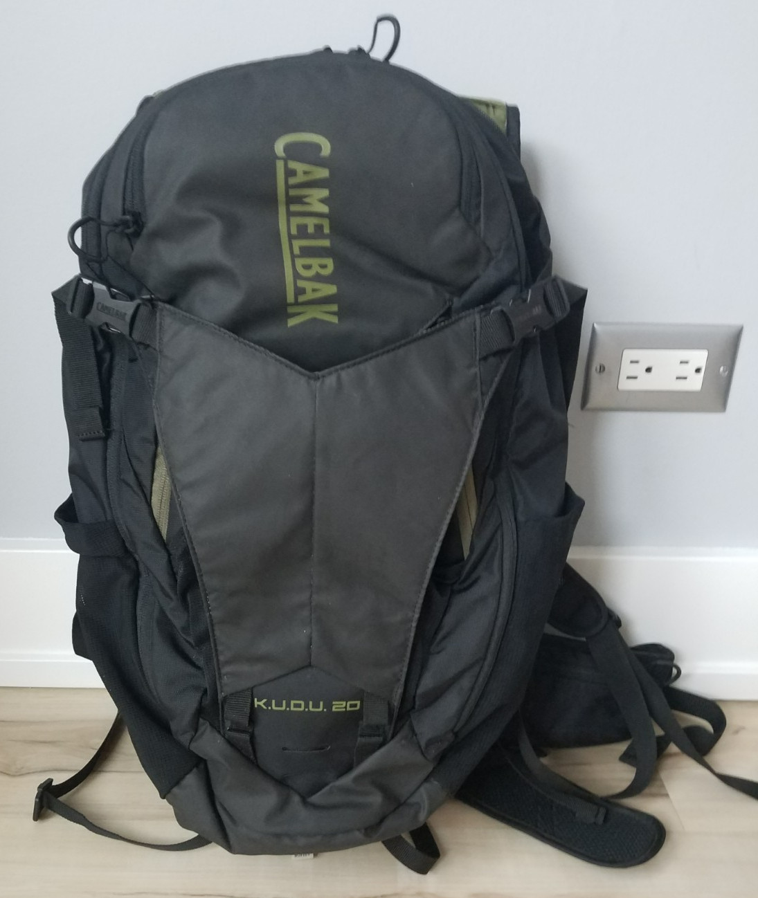 CamelBak K.U.D.U 20L Impact Protector with Hydration Pack Black Backpack M-L