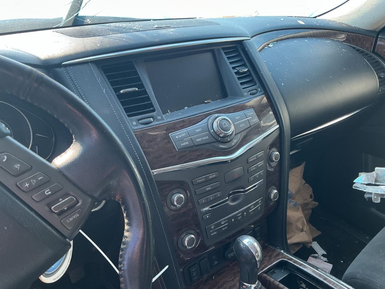 ARMADA 2018 Glove Box 4956769