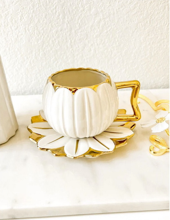 White & Gold Flower/Pumpkin Shape Mug w/ Saucer Coffee Mug by Classic Touch NIB