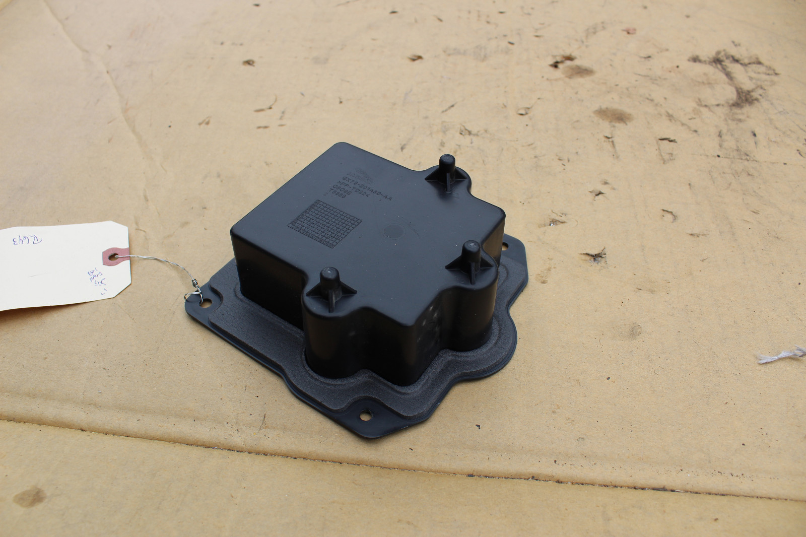 2017 JAGUAR XE DRIVER LEFT FRONT REAR MID CONTROL MODULE R643