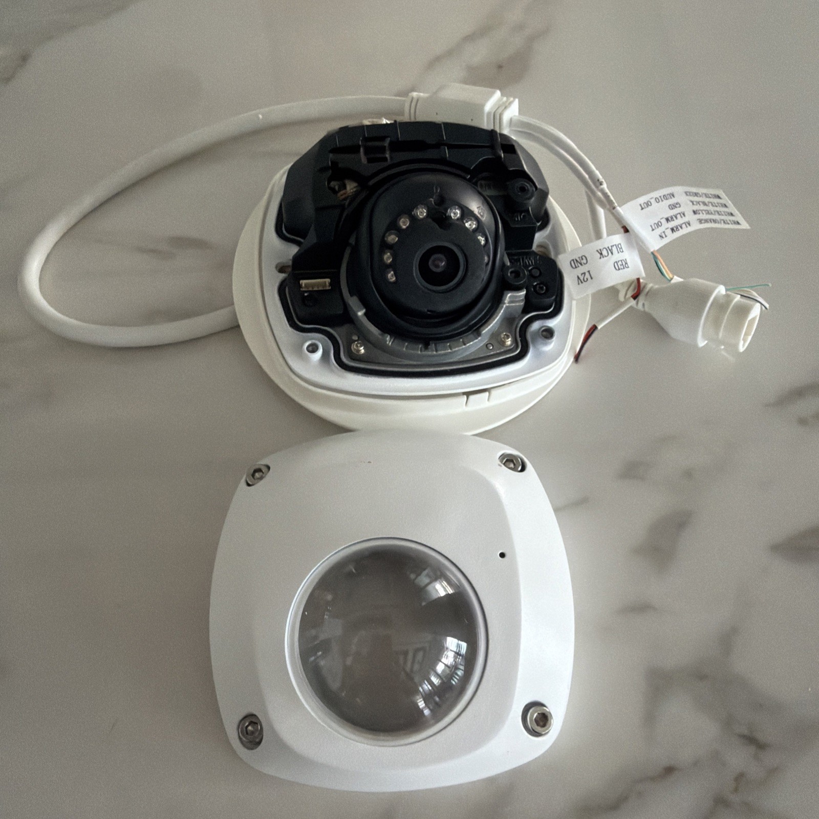 Luma 2MP IP Camera ￼LUM-300-DOM-IP-WH