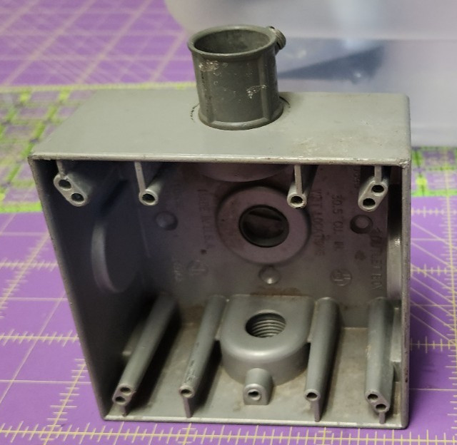 Weatherproof Electrical OUtlet Box