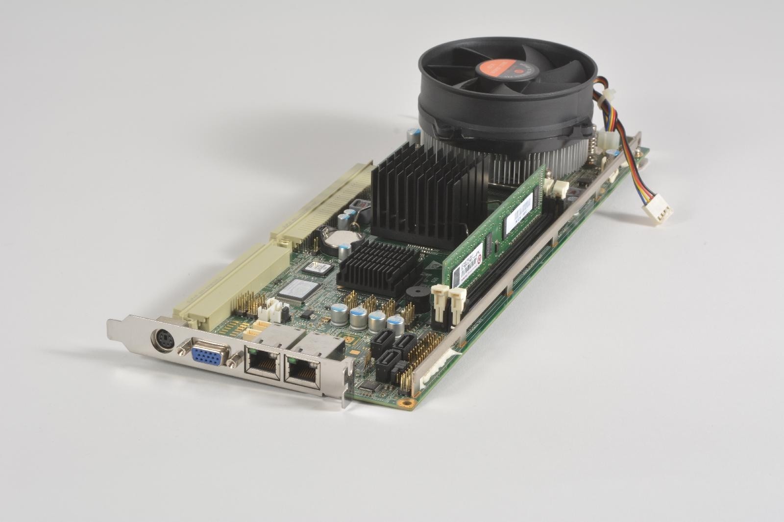 EVOC EPI-1816VL2NA Dual Network Interface Card Intel E5300 2G RAM