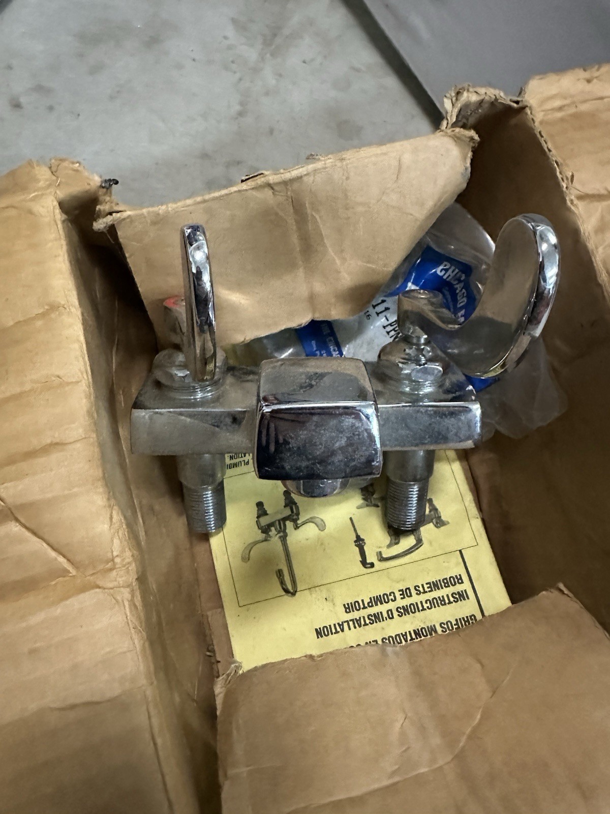 Chicago Faucet NOS 802-A317CP