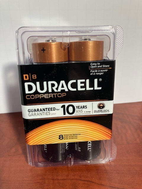Duracell Coppertop D Batteries (8 Pack) Alkaline "EXPIRATION DATE 12/25" New sea