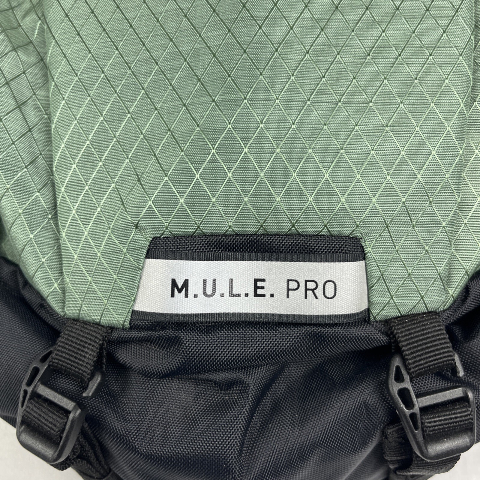 Camelback M. U. L. E. Pro. 14 Water Hydration Backpack With Bladder Brand New