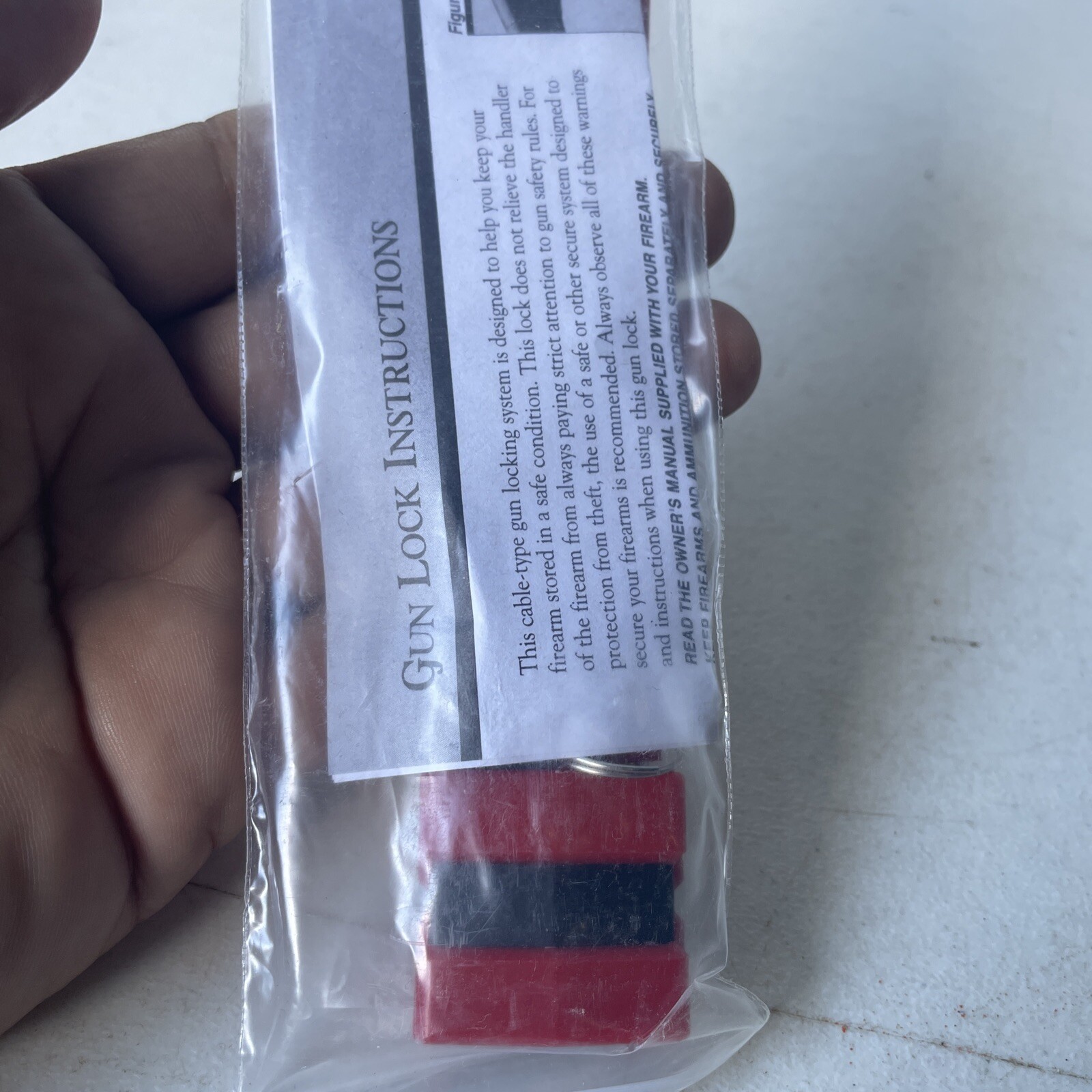 BRAND NEW GUN LOCK PADLOCK w/ cable and key - new (26a)