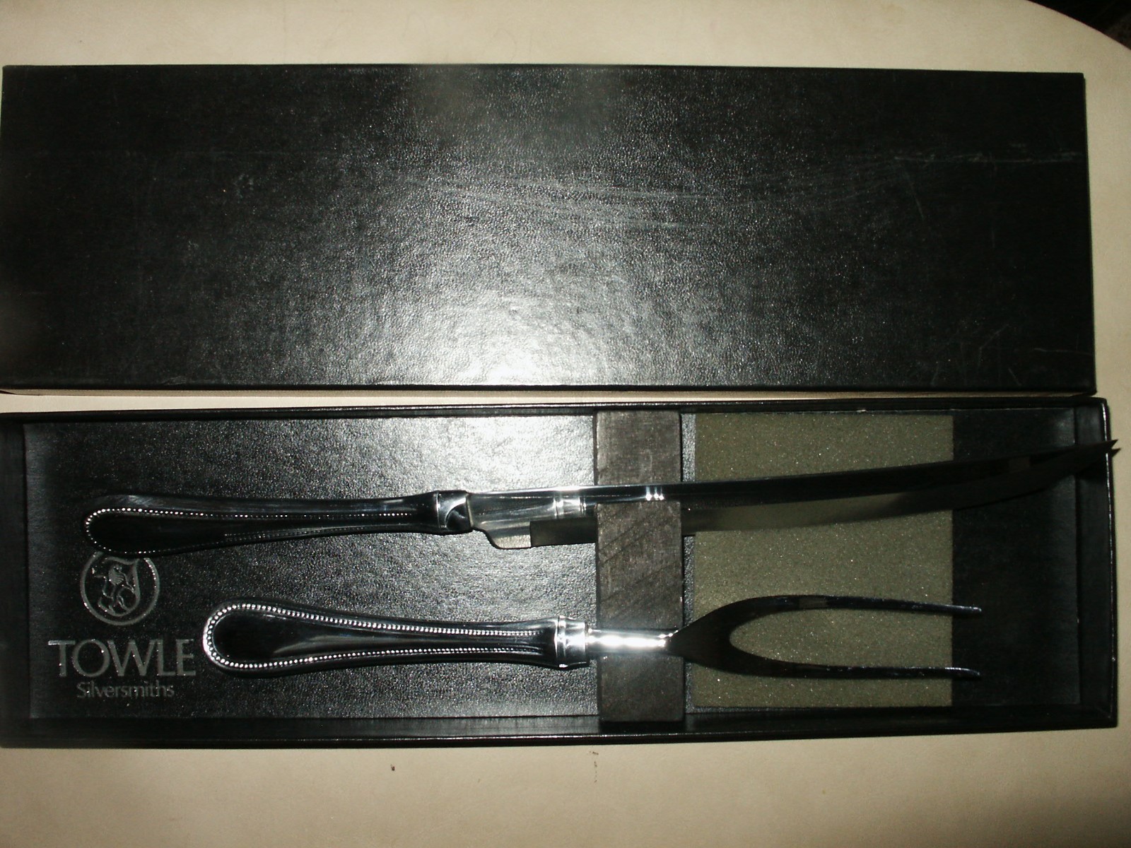 MIB Towle Stainless-USA Fork and Knife Carving Set