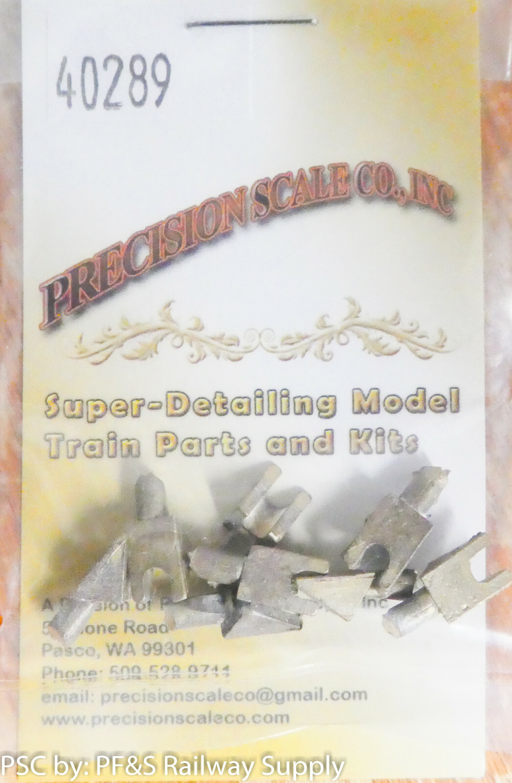 Precision Scale O #40289 Chock (Wedge), for: Log Buggy (Brass Castings)