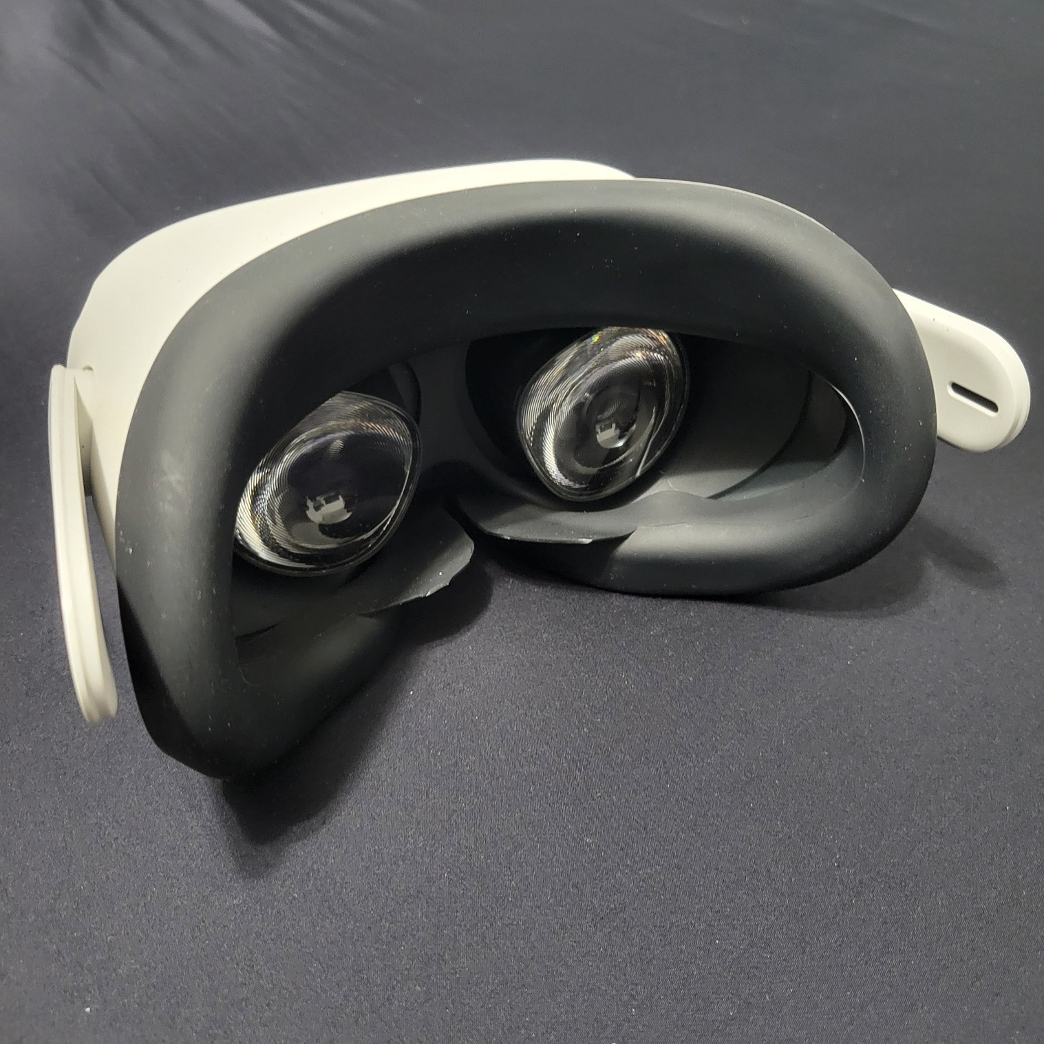 Meta Oculus Quest 2 64GB VR Headset ONLY - No Remote Controllers