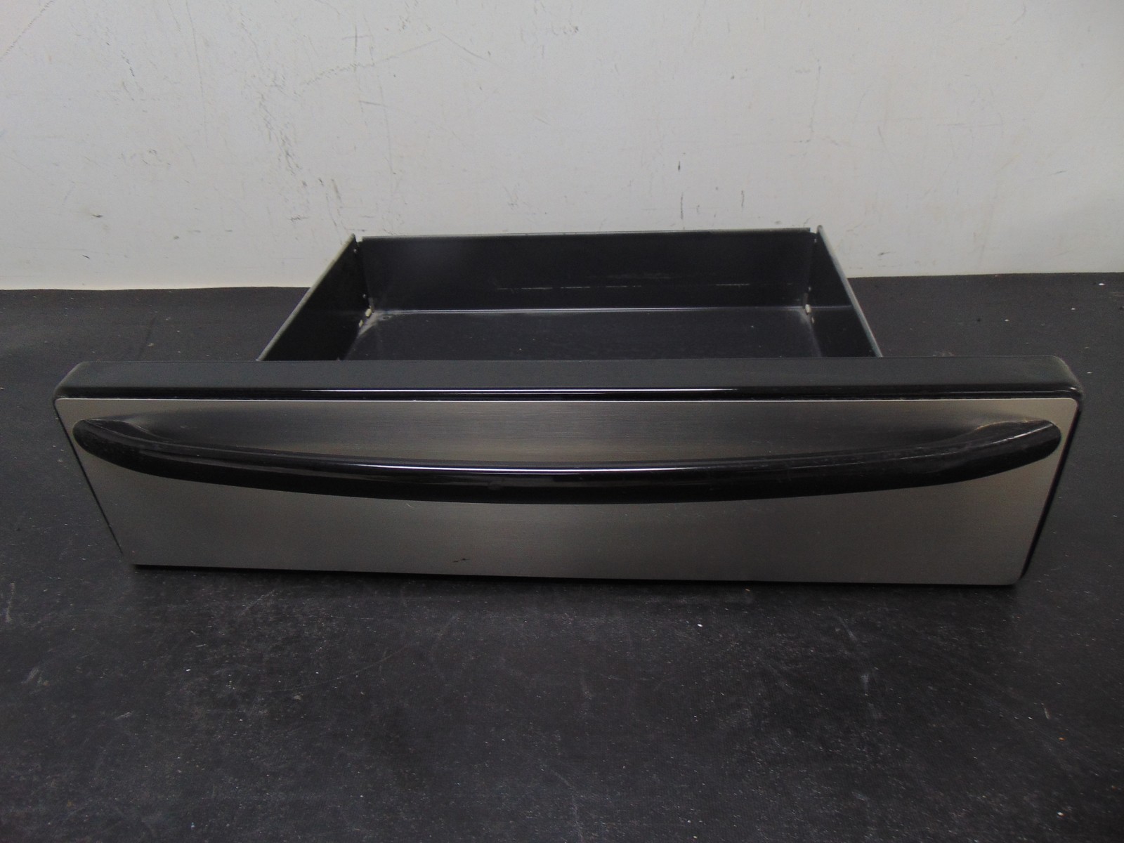 GE Range JGBP29MEM2BS Drawer Assembly WB58K10004