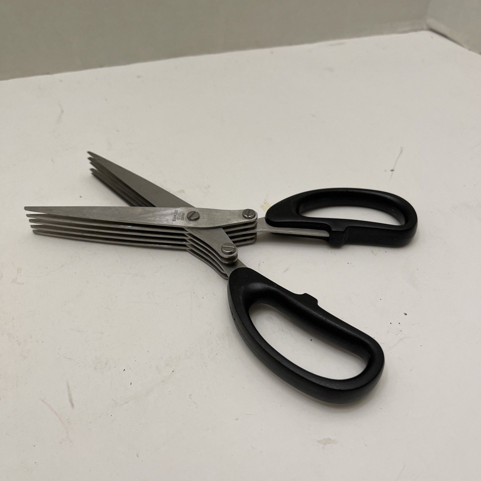 5 Blade Herb Scissors Shredder Black Handles 7.5”