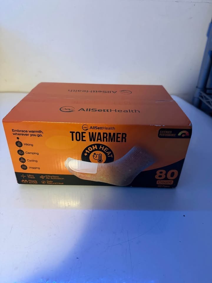NEW TOE WARMERS 40 PAIRS +10 HOURS OF HEAT