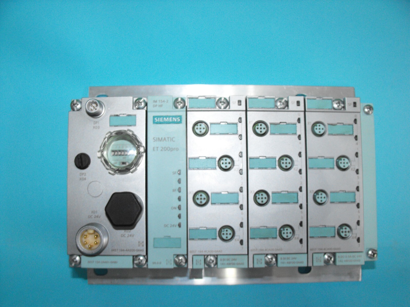 Siemens Simatic ET 200pro.6ES154-2AA01-0A80+6ES7194-4AD00-0AA0.NEW