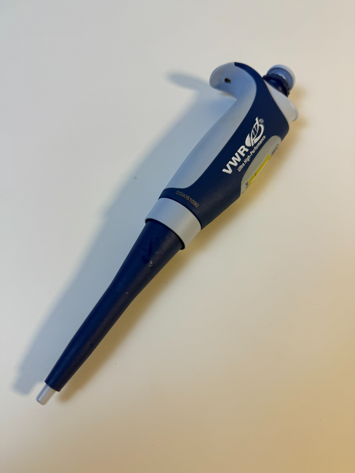 VWR UHP 200 Ultra High-Performance Pipettor 20-200 µL