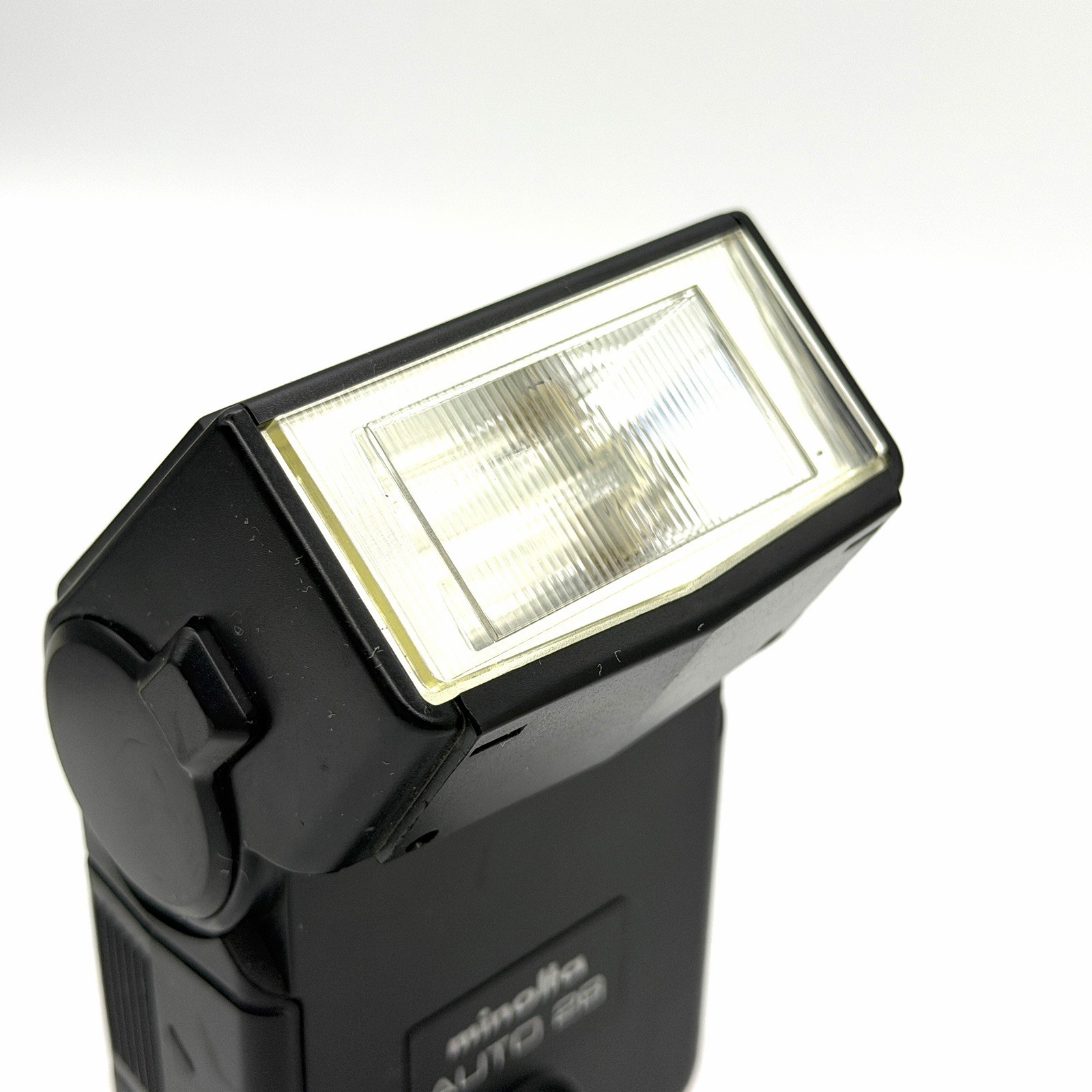 Minolta Auto 28 Flash; tested and working