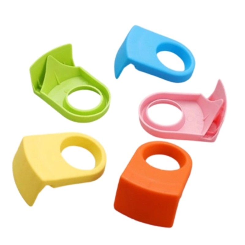 Pack of 5 Stable Beer Bottle Holders Cocktail Bottle Buckle Plastic Drink Clip