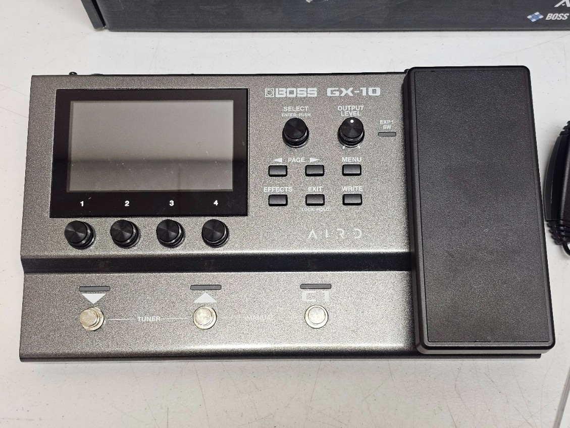 Boss GX-10 Guitar Effects Processor