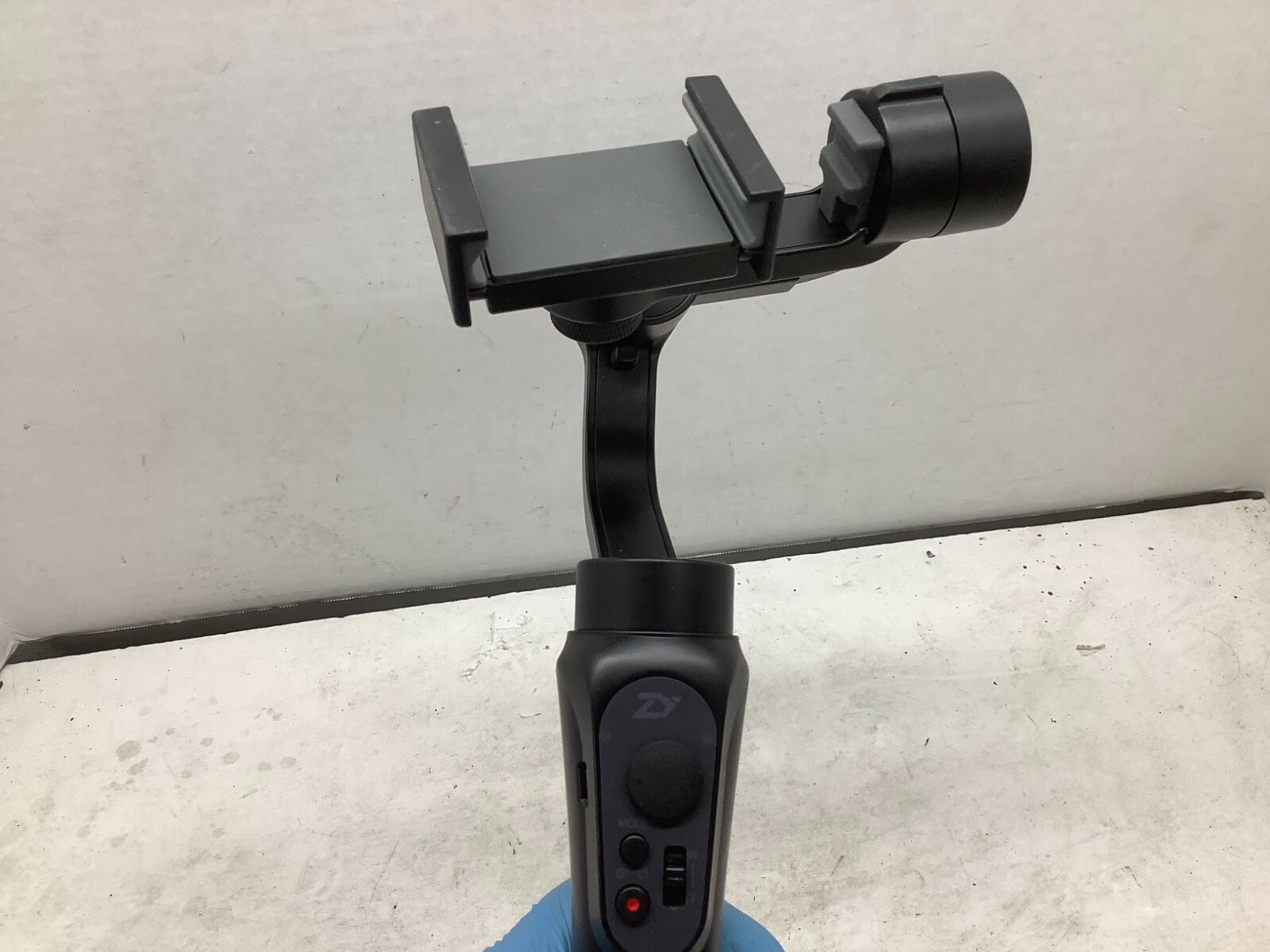 Zhiyun Smooth Q 3 Axis Handheld Cell Phone Smartphone Camera Gimbal Stabilizer