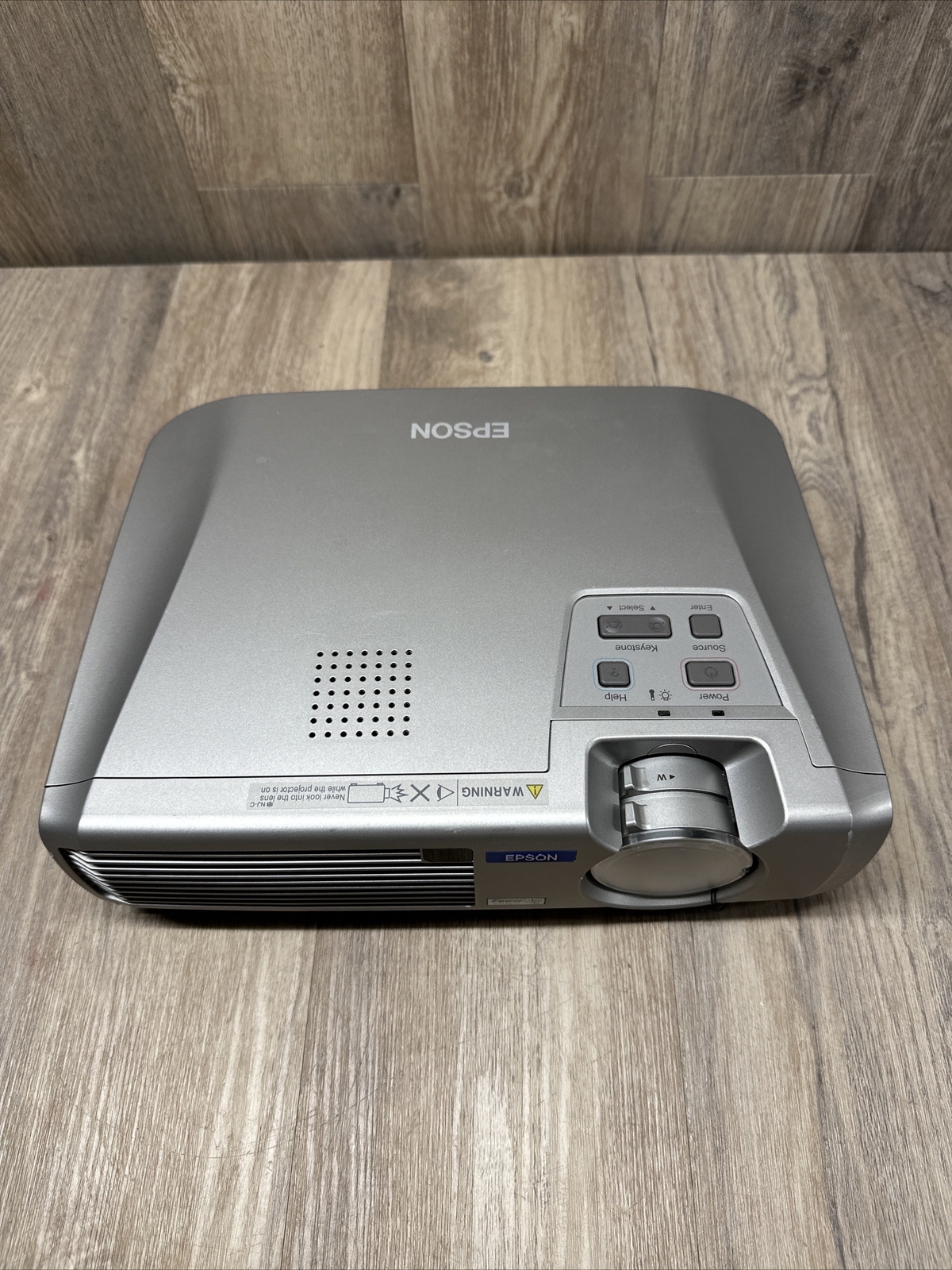 Epson PowerLite 54C 3 LCD Projector & Case EMP-54 Model No Remote