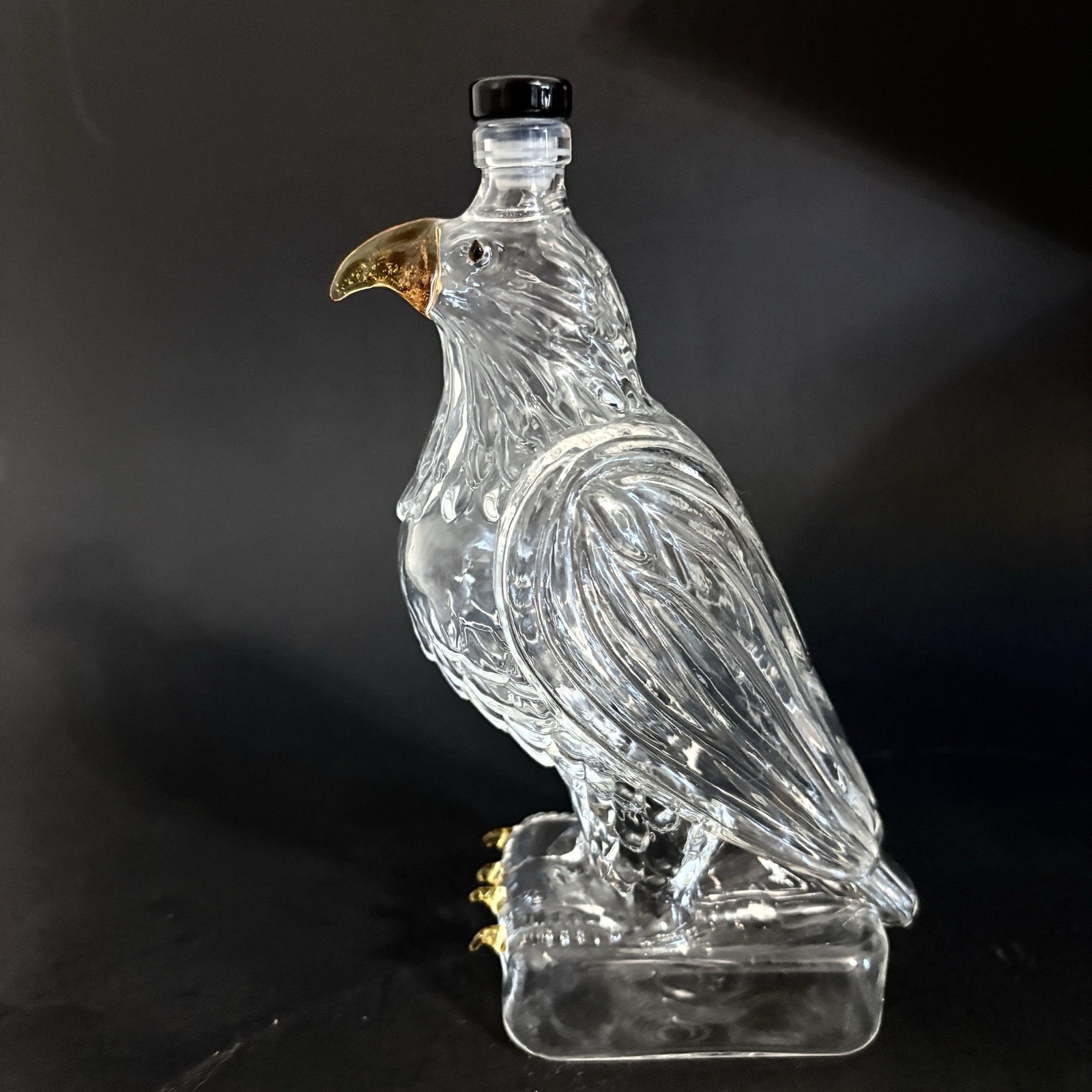 Whiskey Lover's Eagle Glass Bottle Unique Decanter Ideal For Bar Collection