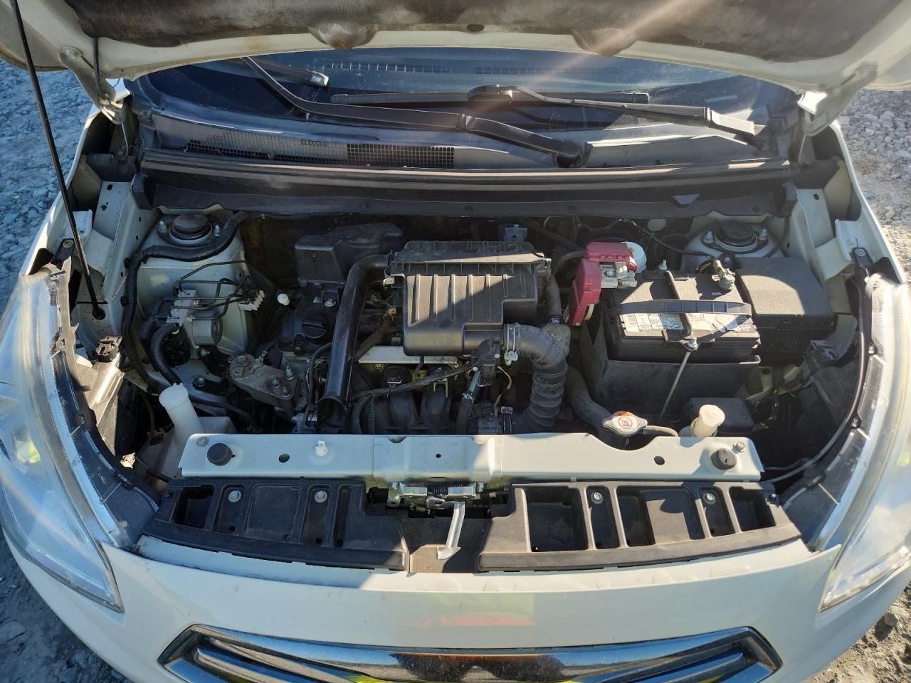 MIRAGE 2018 Glove Box 4998983
