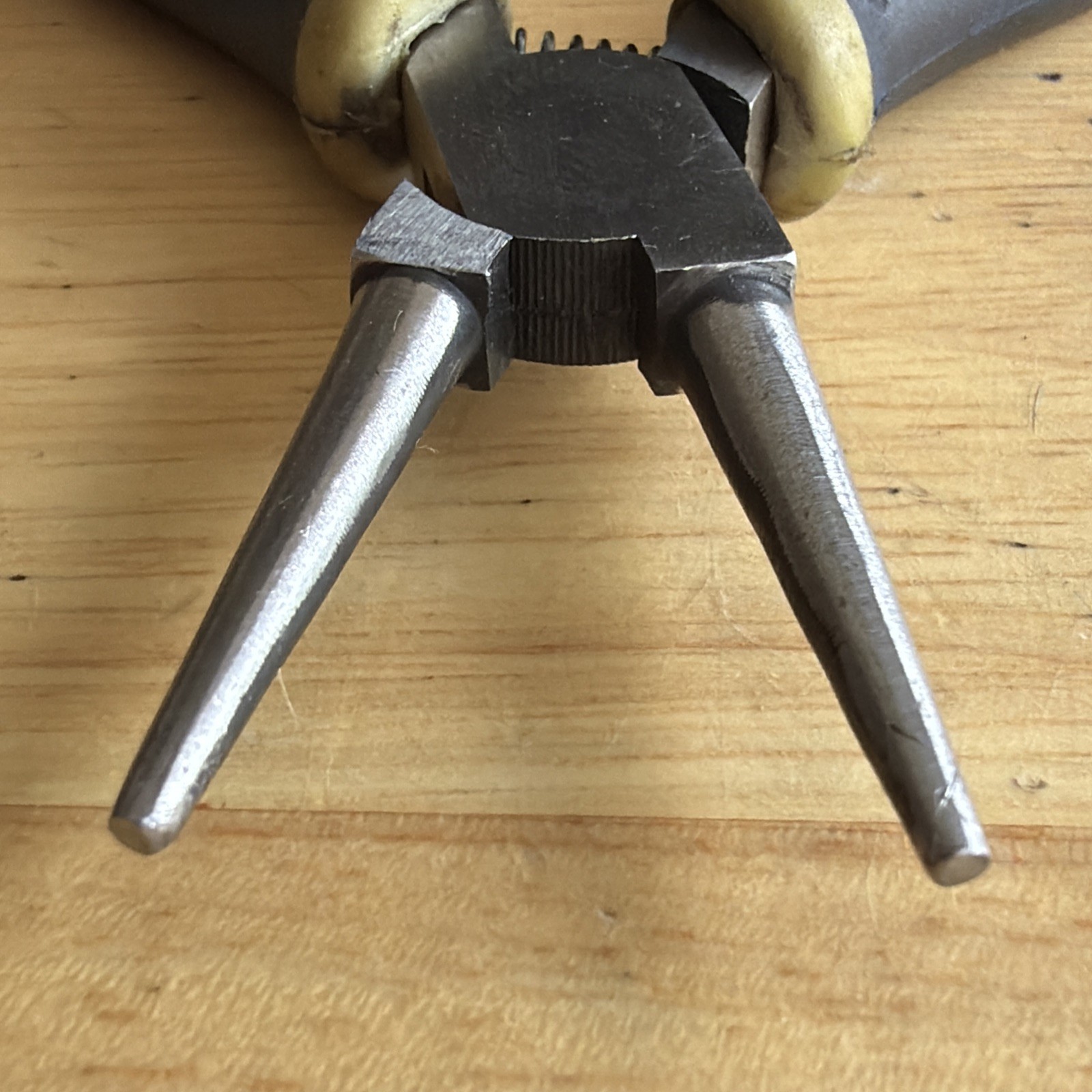 Blue Point Tools 5" Long Mini Round Needle Nose Pliers B75CMP
