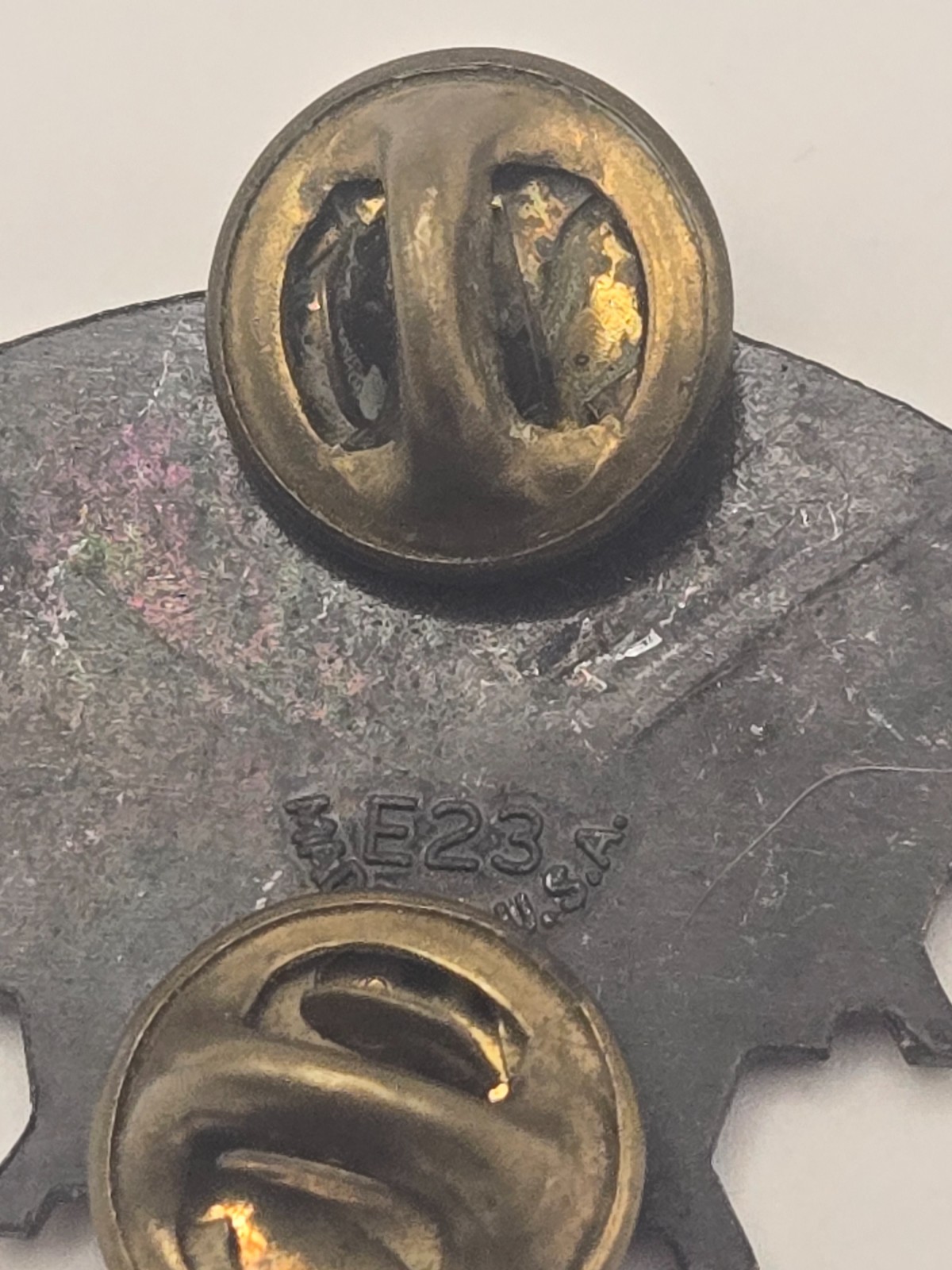 Vintage "Excel All" Army 2nd Support Command, DUI, Pin, E23