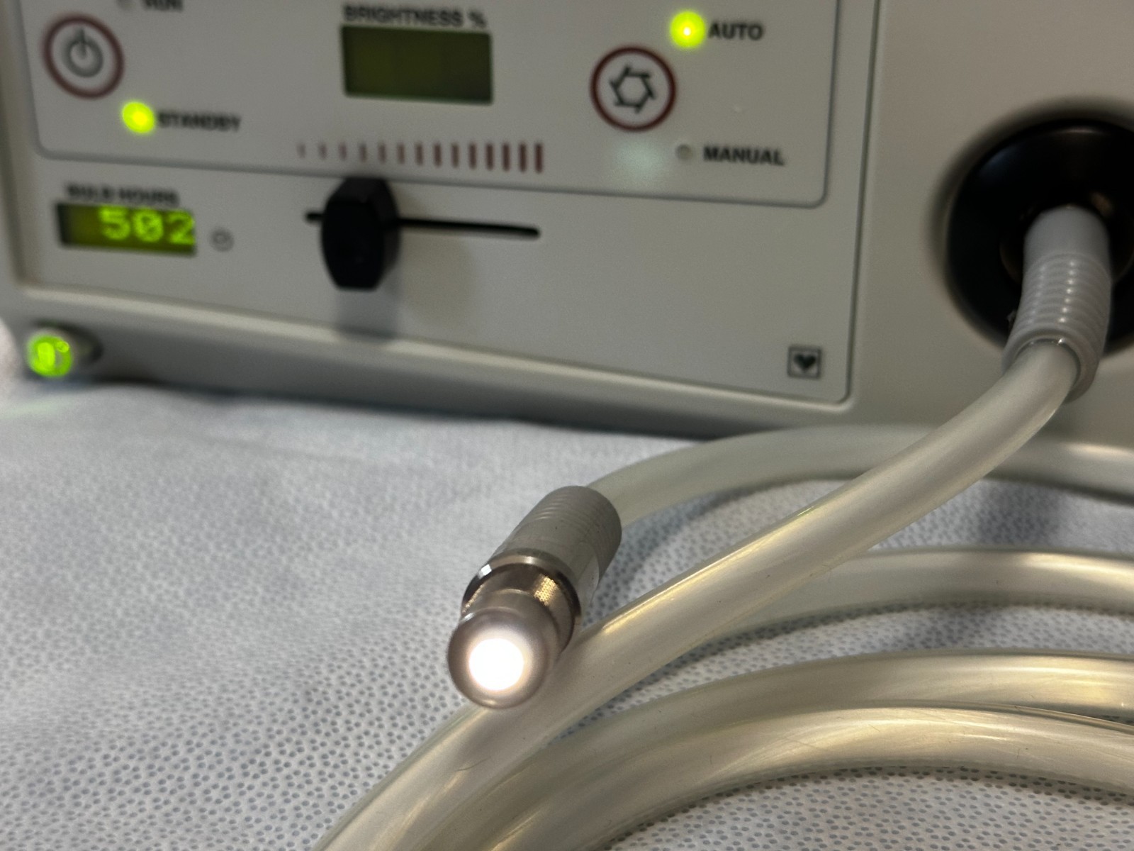 Stryker X7000 Light Source - Tested - Excellent