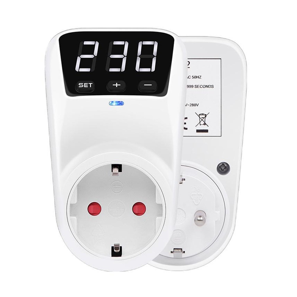 Automatic Voltage Protector Switch 230V 3680W Power Surge Protecctor EU Socket