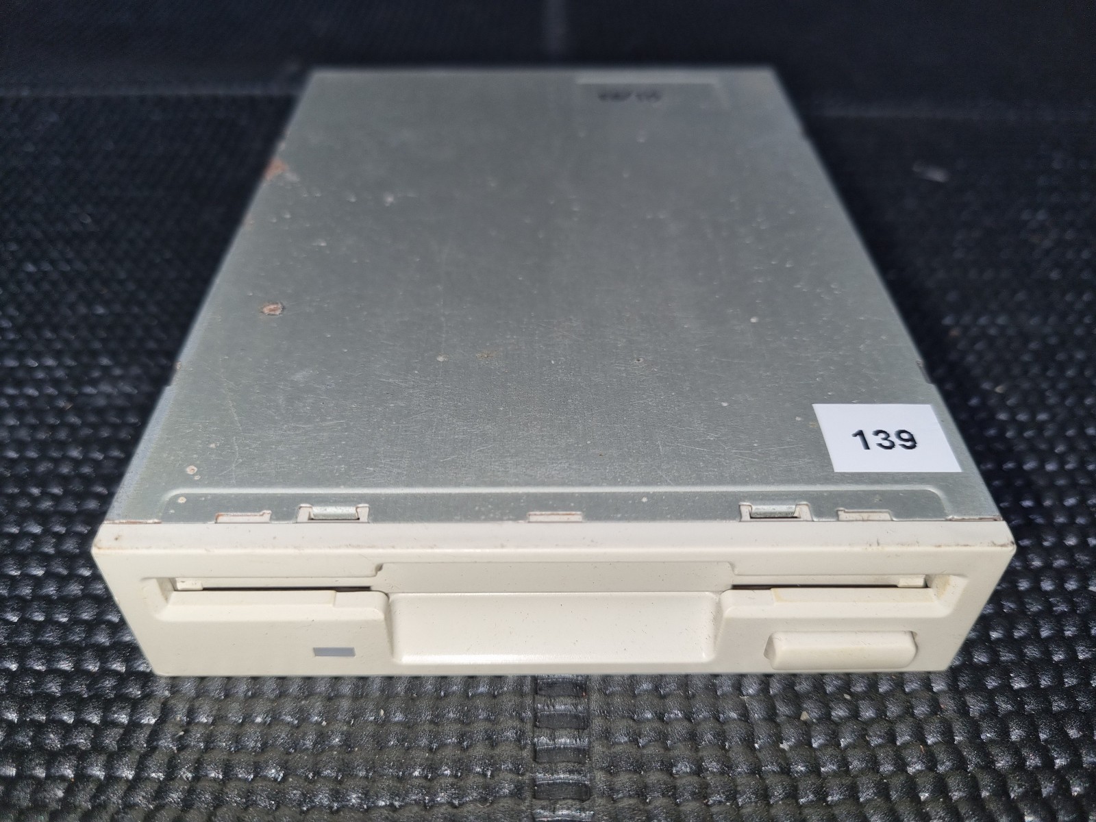 Chinon FZ-357 3.5" 1.44MB HD Floppy Disk Drive - Vintage PC Hardware