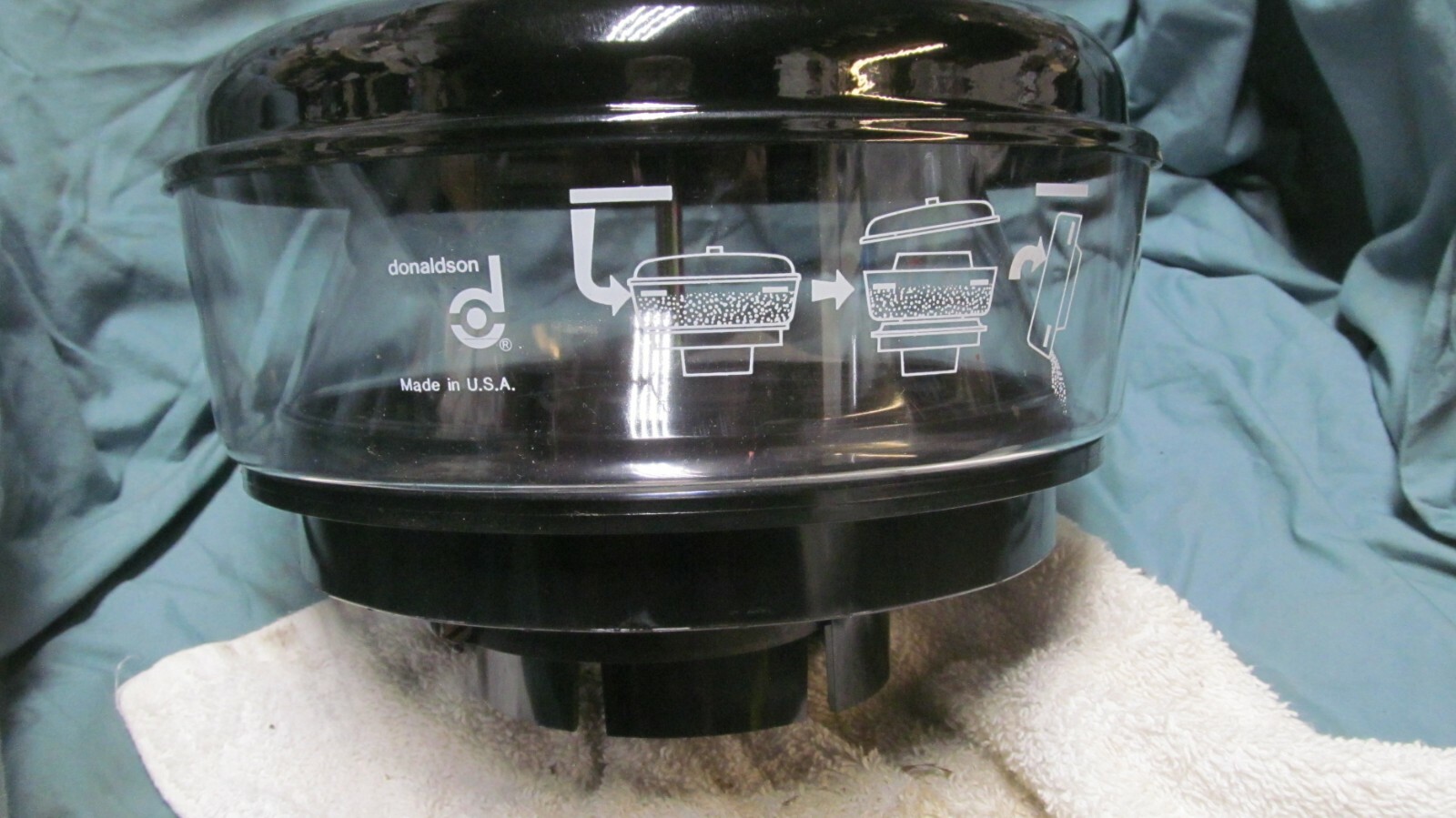 NEW Donaldson Air Pre-Cleaner H000823 4.5 inch with clamp