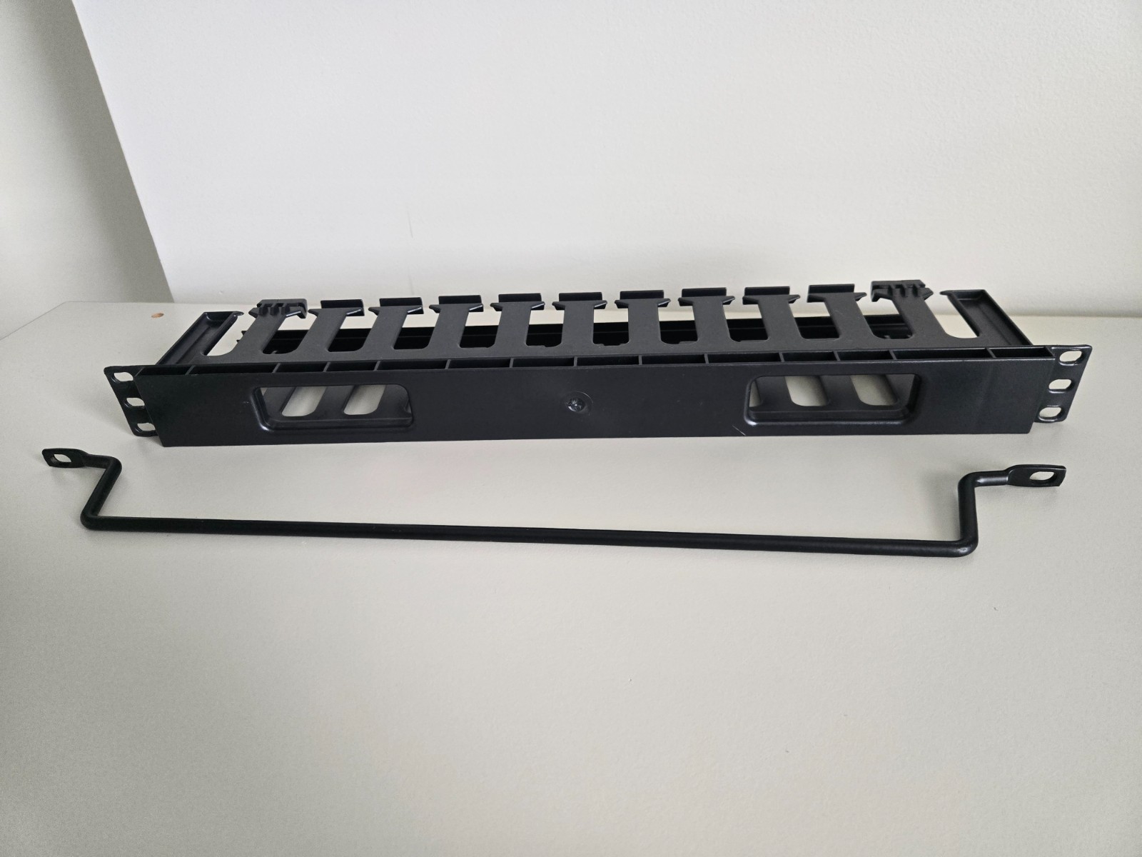 1U Patch Cable Management Panel w/ Power Cable Bar Rack Mount Open Box