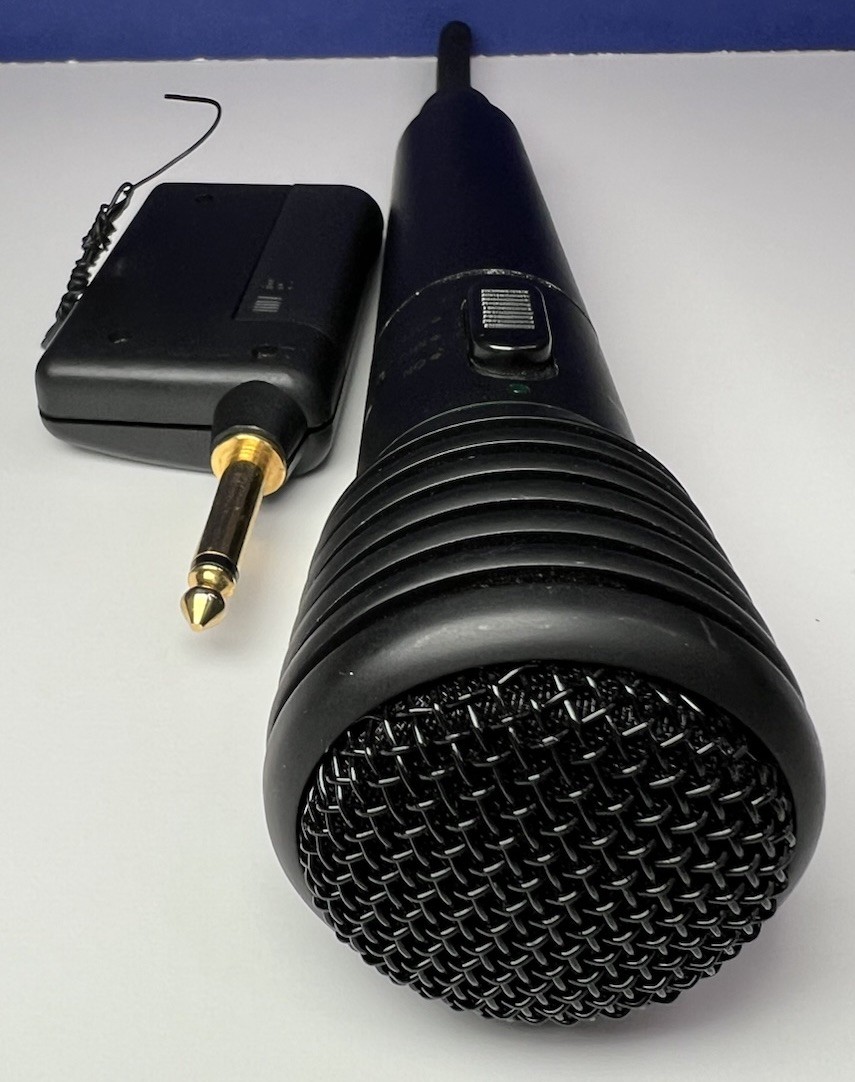 Winbel WM-308 Super Professional Microphone Black Wireless - Tested