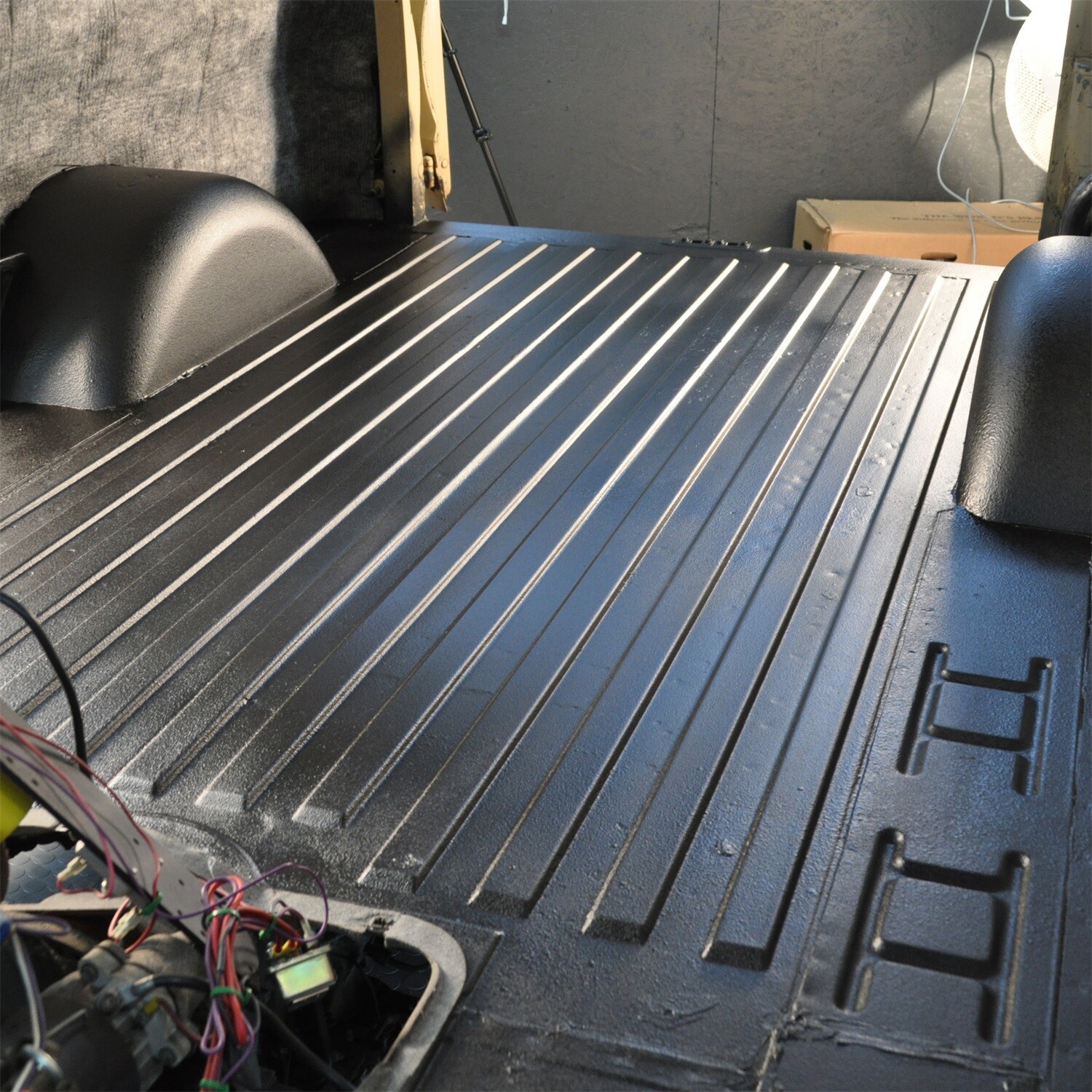 Design Engineering 50220 Boom Mat Vibration Damping Spray-On