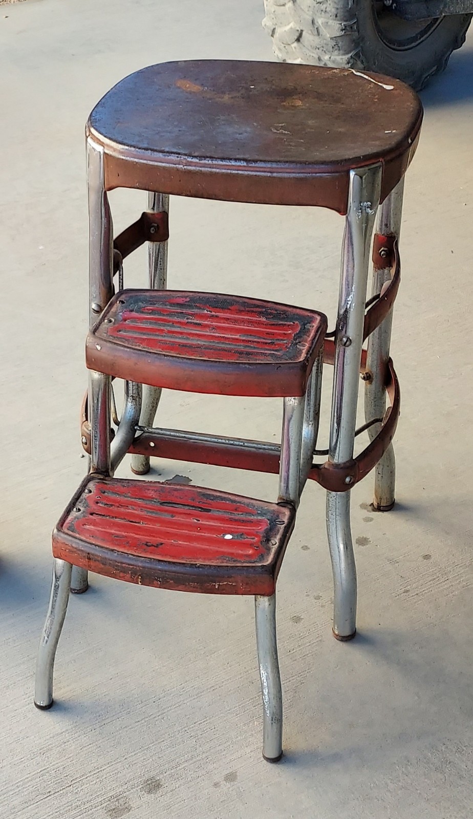 Cosco Vtg Kitchen Step Stool Ladder Backless Seat w/ fold out Steps Red 1950s