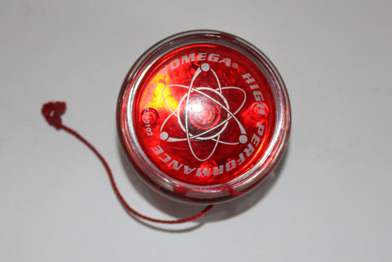 Vintage RED YOMEGA HIGH PERFORMANCE YO-YO G2