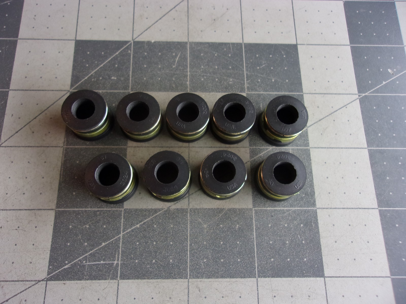 Sealed Power MV-1888 (9) Valve Stem Seals OMC Marine 250 260 290HP GM V8 350CI