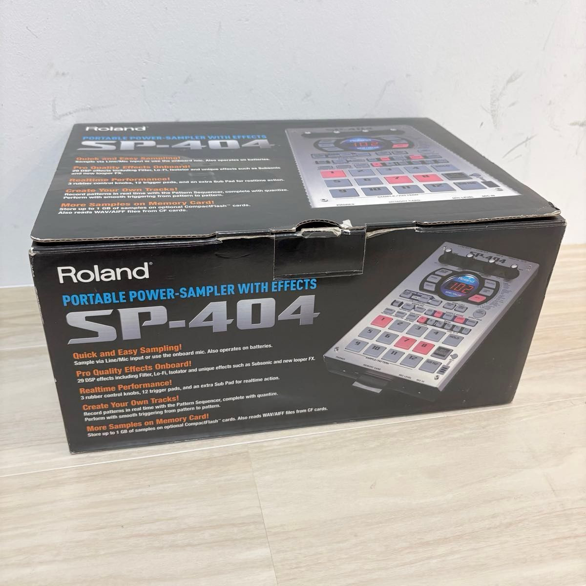 Roland SP-404 Portable Sampler Sequencer Effects Tested Original Box Japan Used