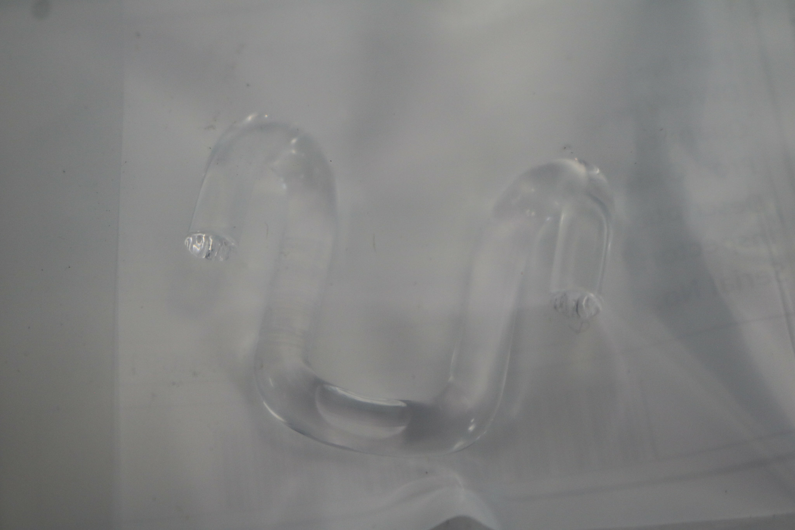 LTD Materials AMAT 300mm Quartz Clip 90133677