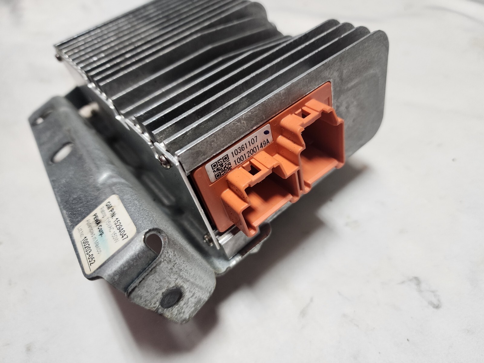 2008 - 2012 GMC Acadia Power Inverter Control Module 15294047