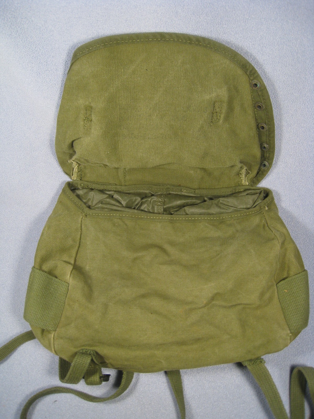 Vintage US. M61 Vietnam Canvas Buttpack