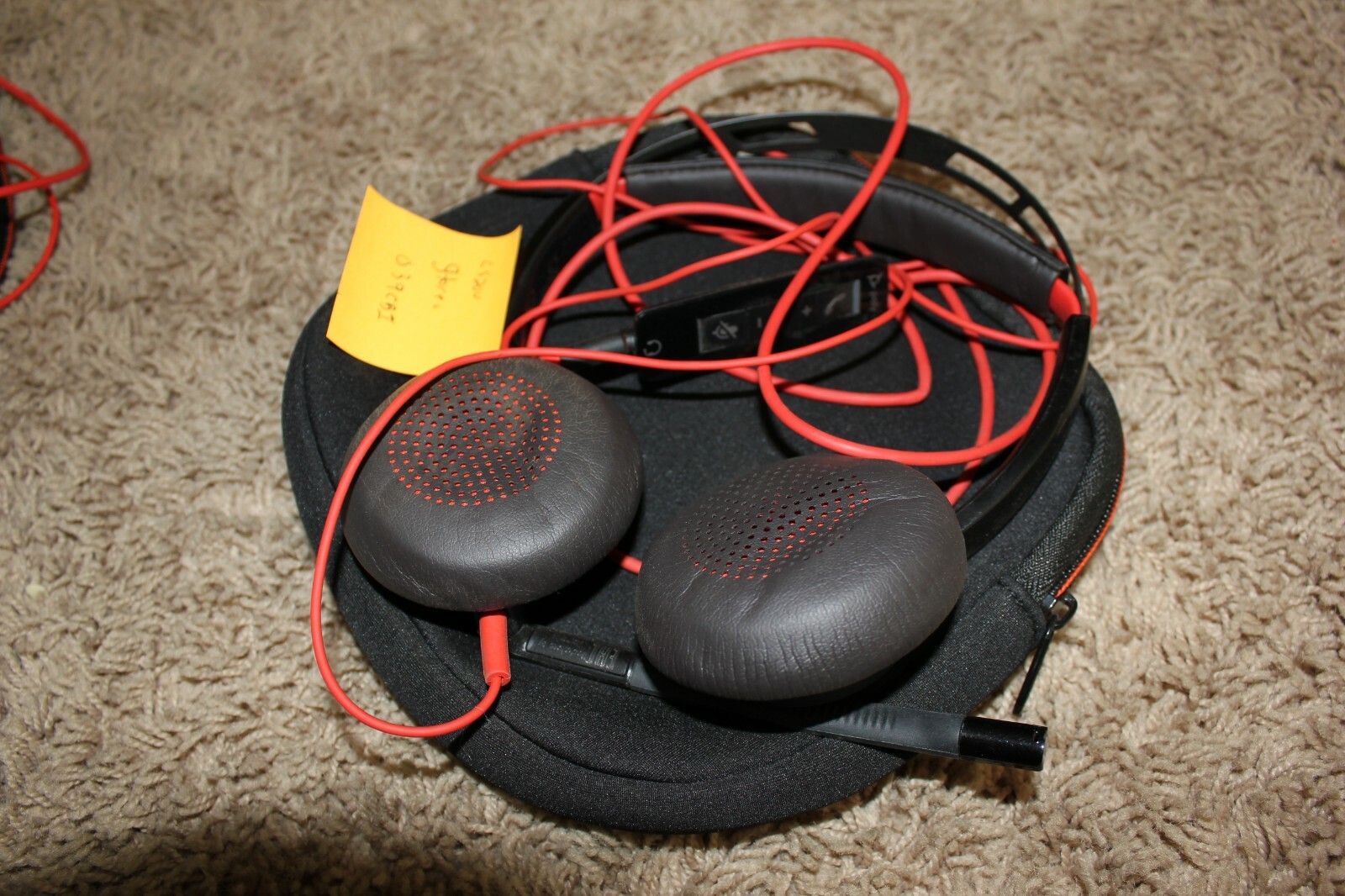 PLANTRONICS Poly Blackwire 5200 C5200 Stereo Headset -
