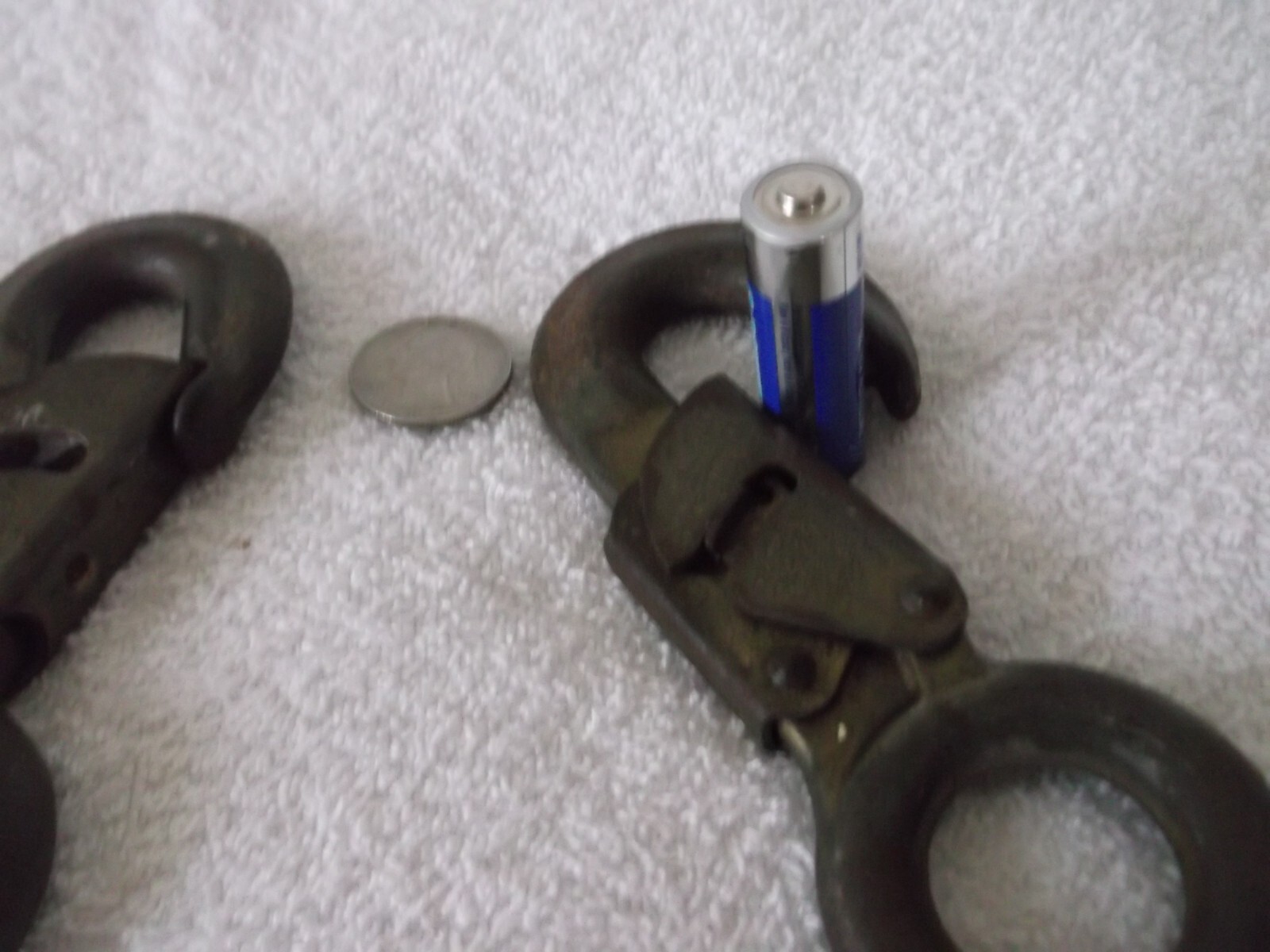2 VINTAGE KLEIN CABLE SAFETY SNAPS