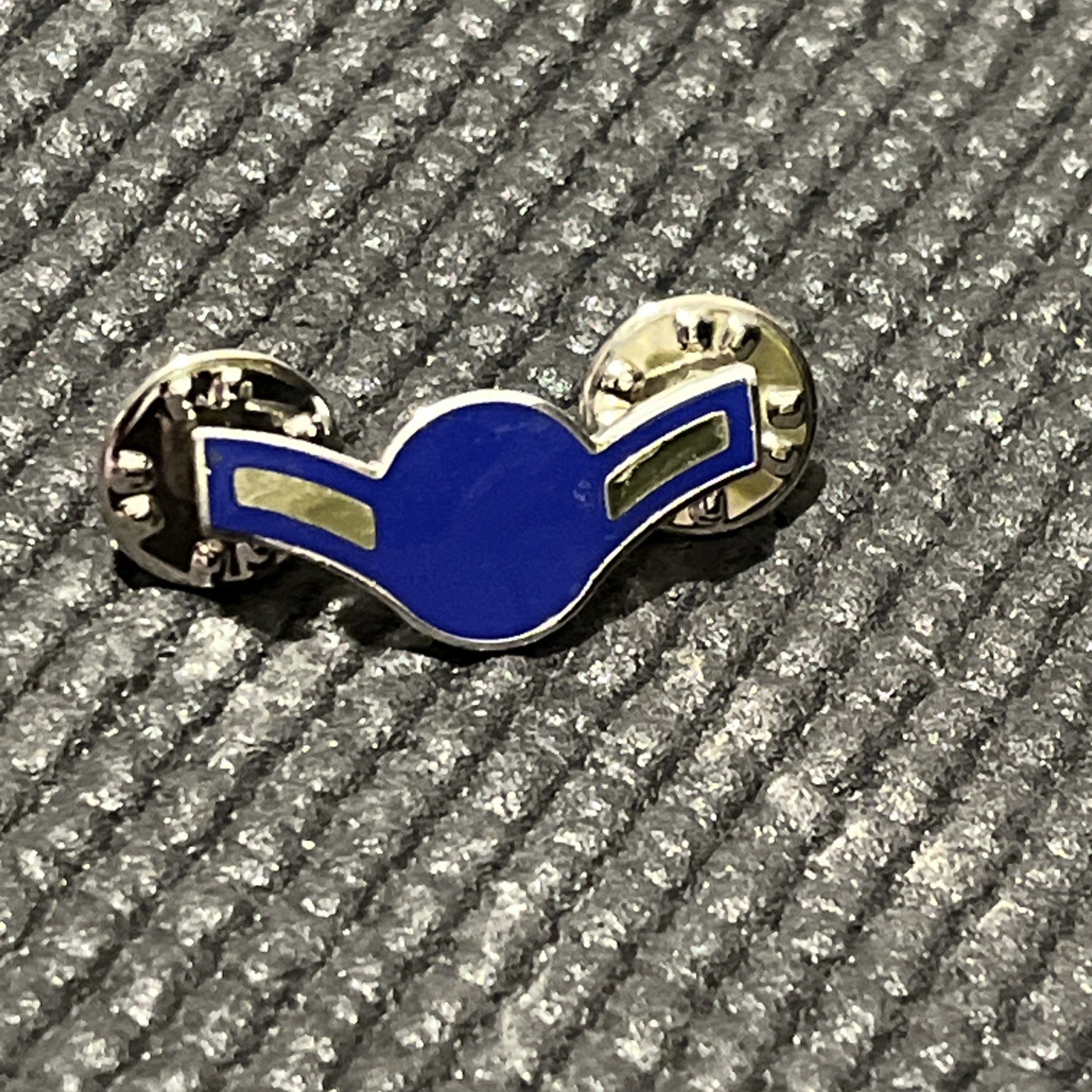 US Air Force USAF E2 Rank lapel pin 5941
