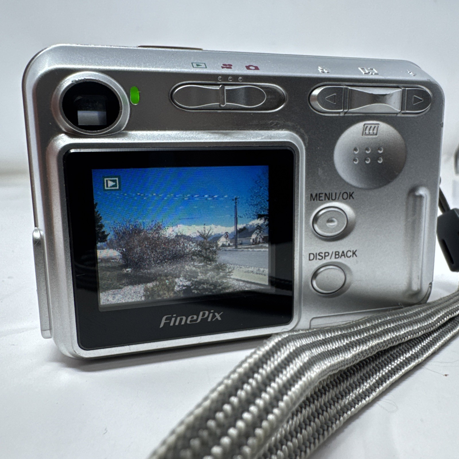 Fujifilm FinePix A345 4.1MP Digital Camera Silver