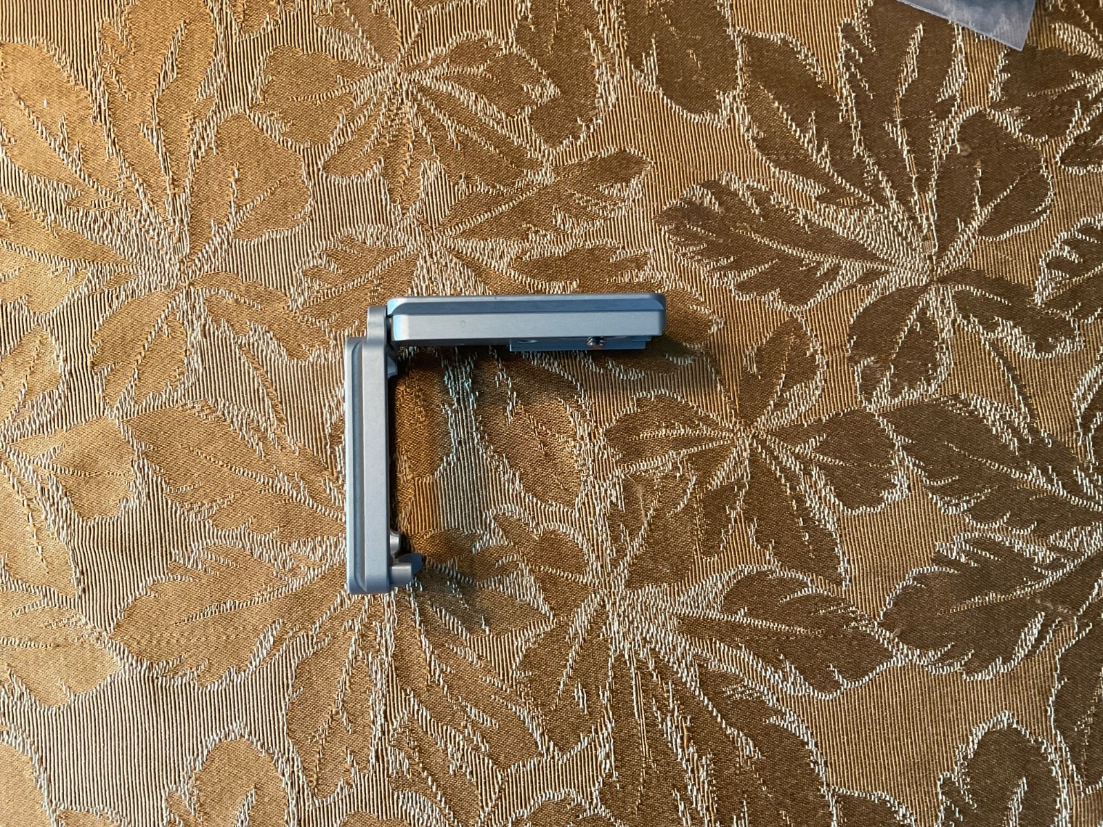 Kirk BL-XT3 L-Bracket for Fujifilm X-T3