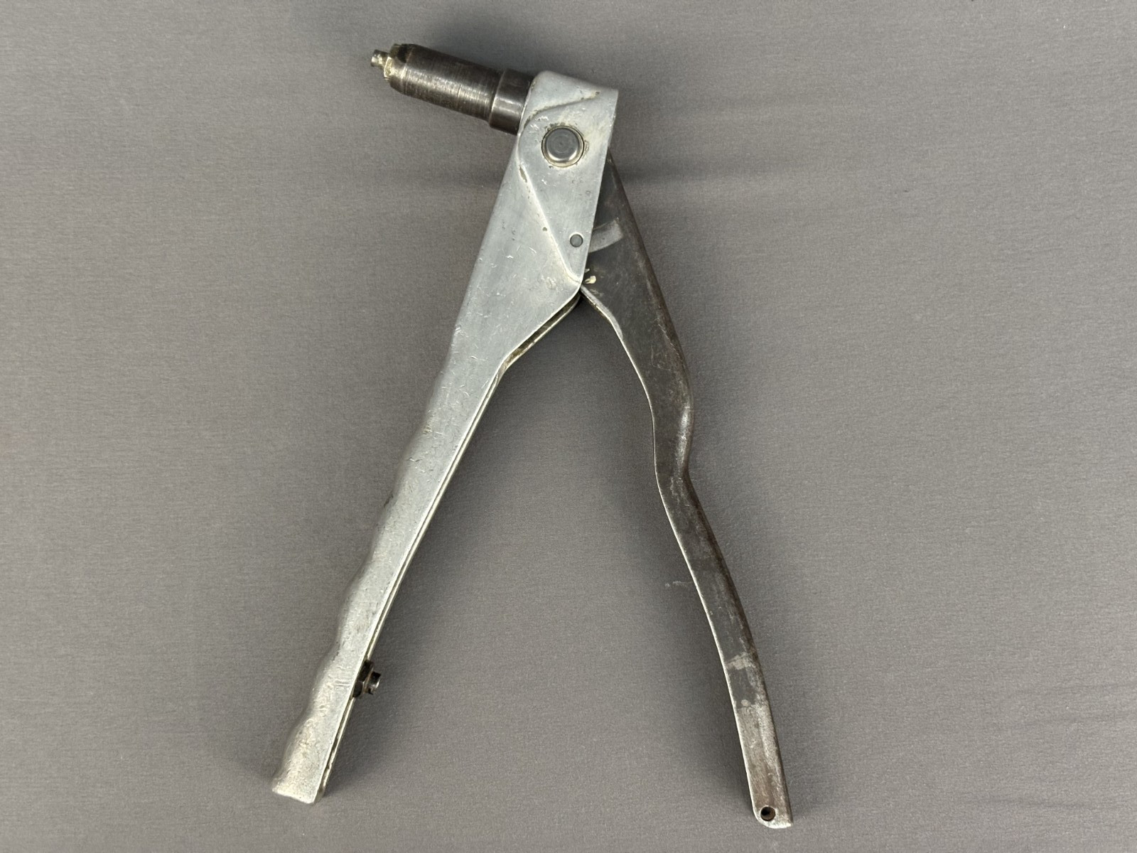 Vtg USMC "Pop" Riveter PRG402 Handheld Rivet Gun, 3/32" (19H)