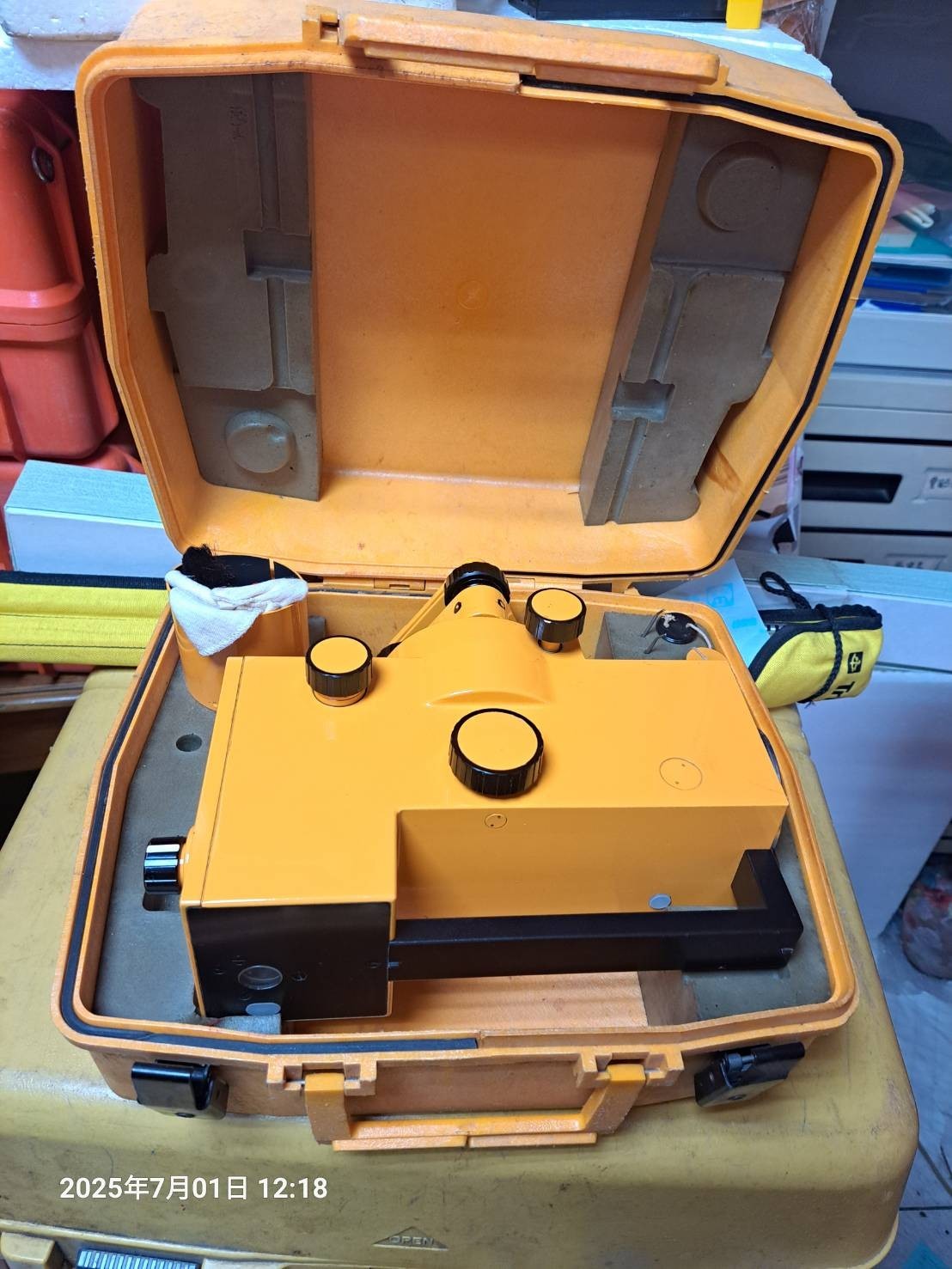 Carl Zeiss JENA Ni005A.precision auto level