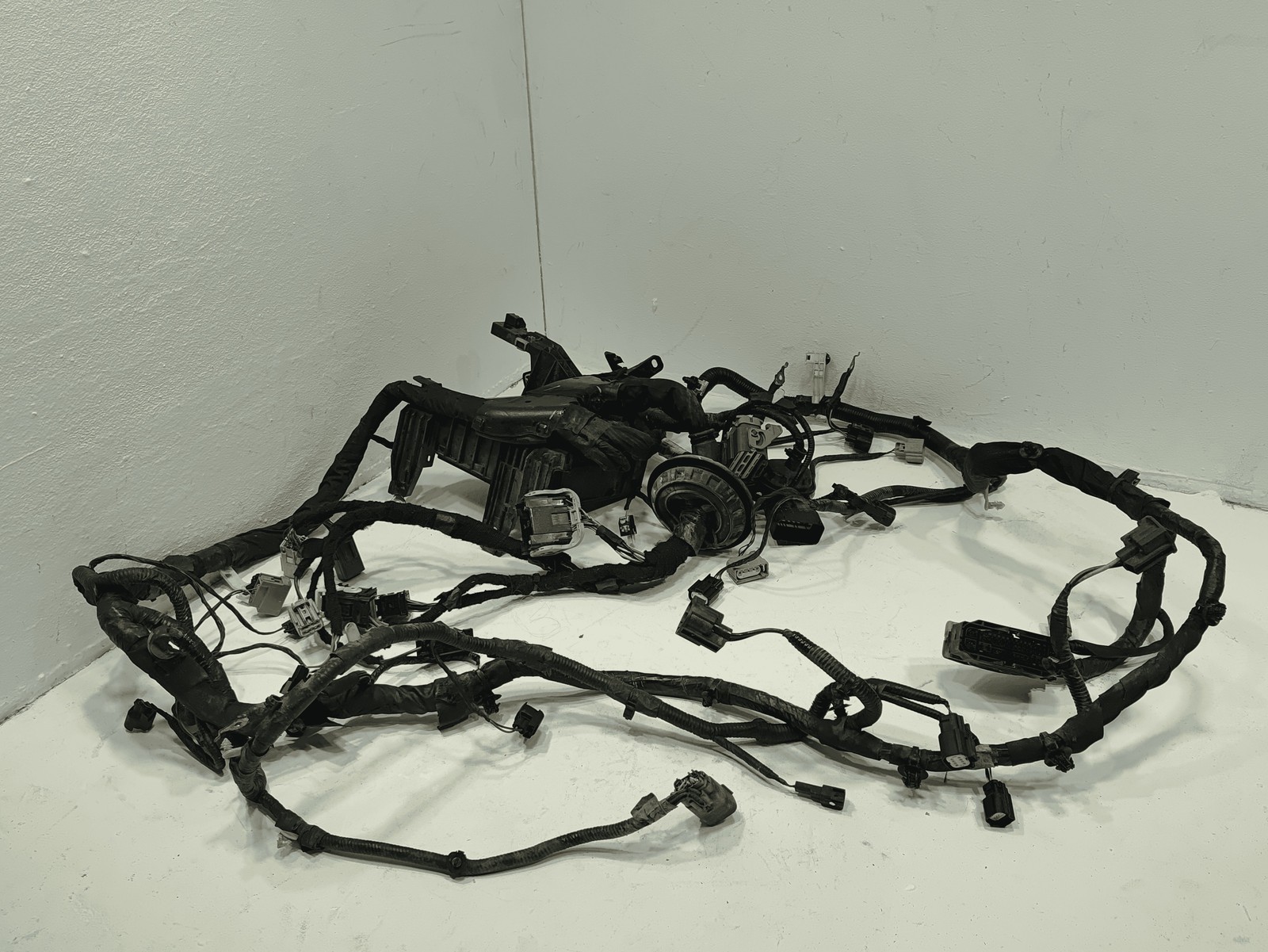 2018 Ford F-150 3.3L Engine Wire Harness OEM